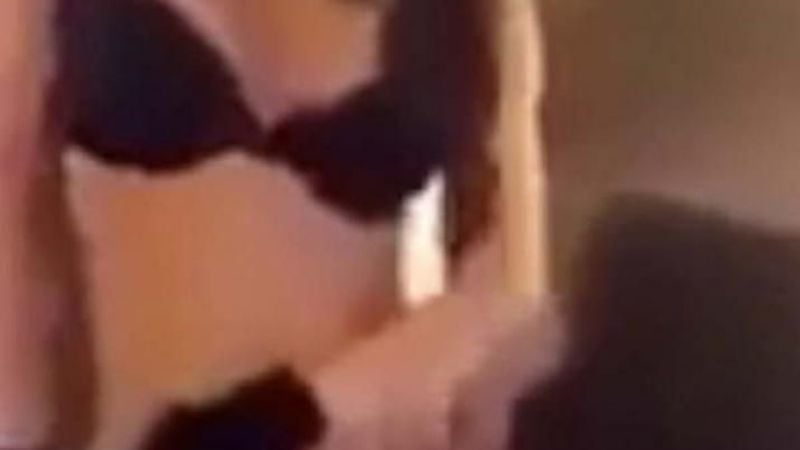 Tuvo sexo filmado fuera de un baile y amante viralizó el video