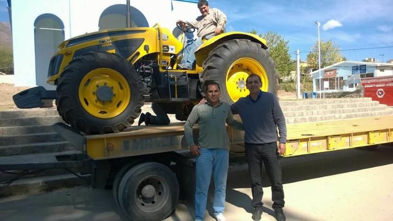 Nuevo tractor para Mutquín
