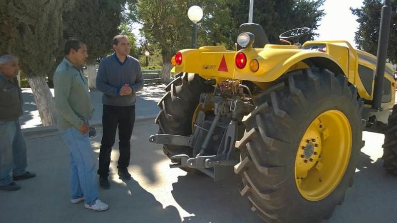 Nuevo tractor para Mutquín