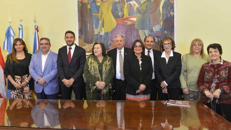 Lucía firmó un convenio de cooperación con el embajador libanés