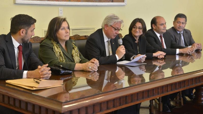 Lucía firmó un convenio de cooperación con el embajador libanés