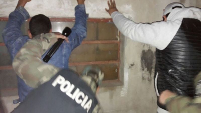 Aprehenden a dos jóvenes en la zona sur de la Capital