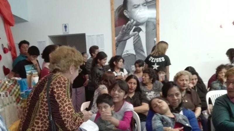 Mujeres peronistas agasajaron a madres en Belén