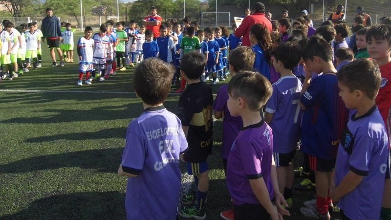 Exitoso torneo por los 10 años de la Escuela “Fiel”