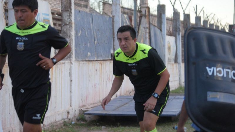 Las increíbles excusas del referí Calderón