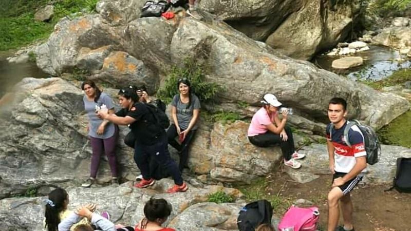 Alumnos del Profesorado de Biología visitaron Paclín