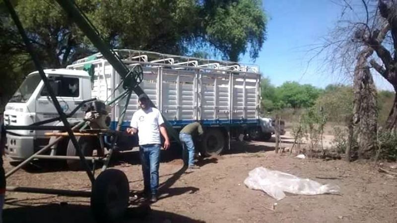 Apoyan con maquinaria a productores de La Paz