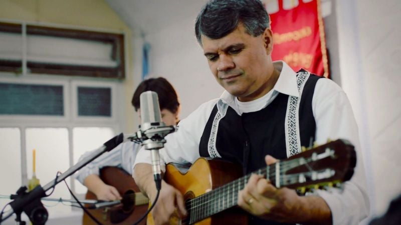 La Hermana Glenda le cantará a la Virgen del Valle