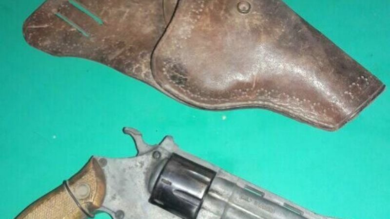 Secuestran arma de fuego