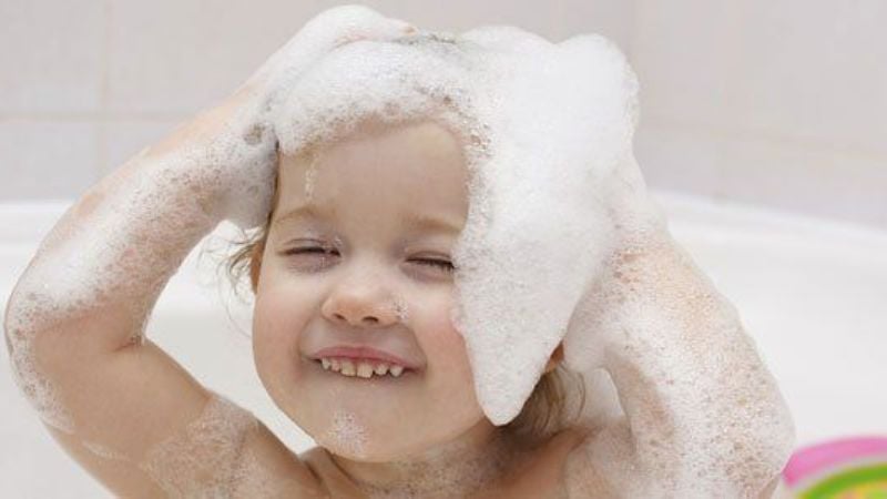 Prohíben la venta de un shampoo infantil