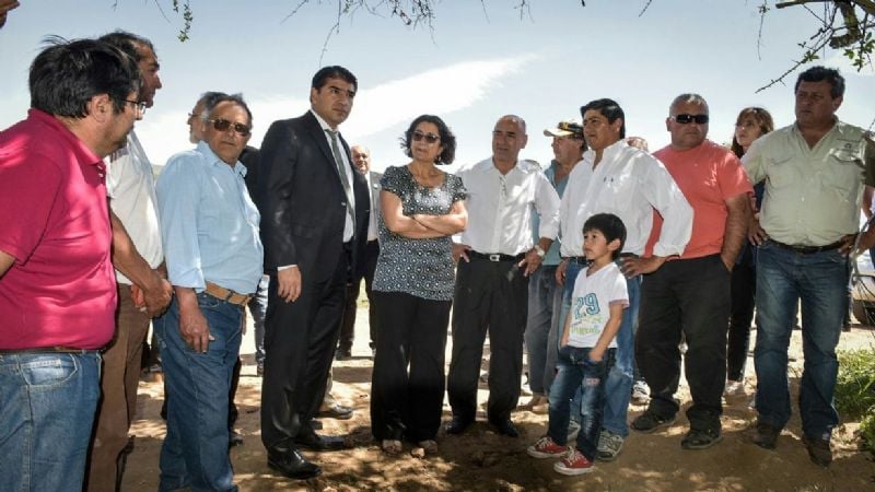 Cordero en inauguraciones de obras en Paclín