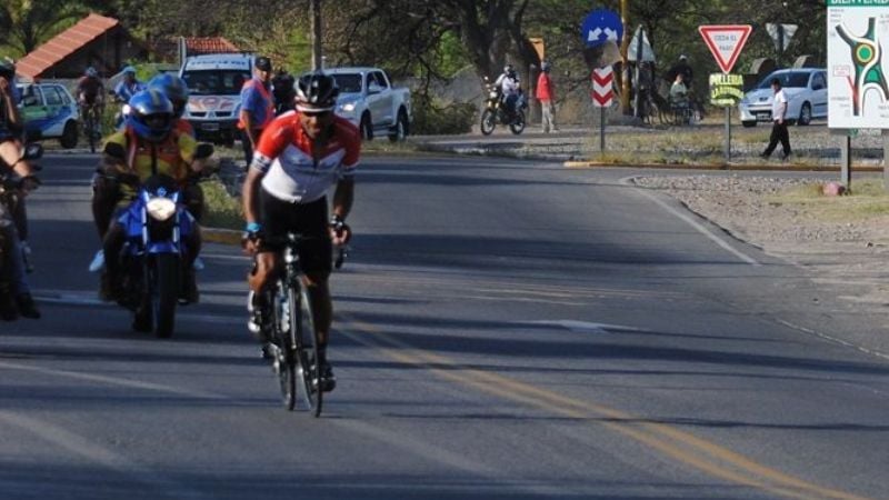 Clavero ganó la etapa y el “Cata” Darío Díaz fue tercero