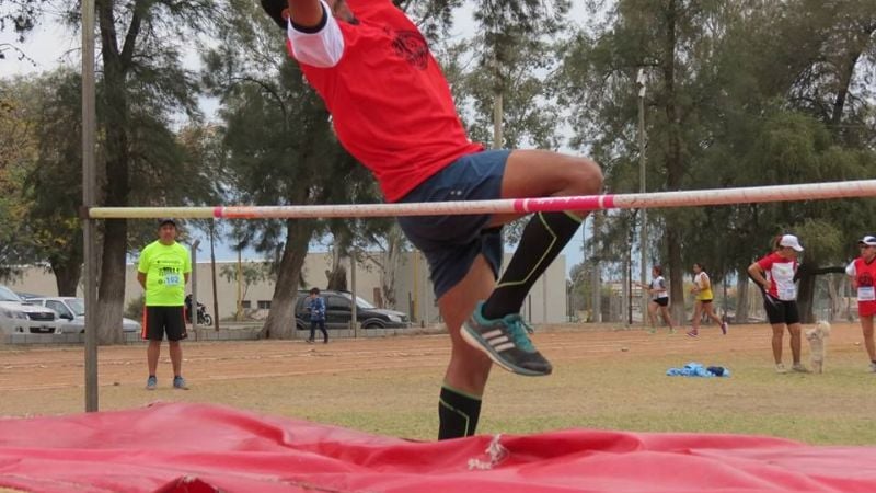 Nueve atletas Máster al Nacional de Pista en Chaco