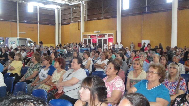 El Gobierno festejó junto a los adultos mayores