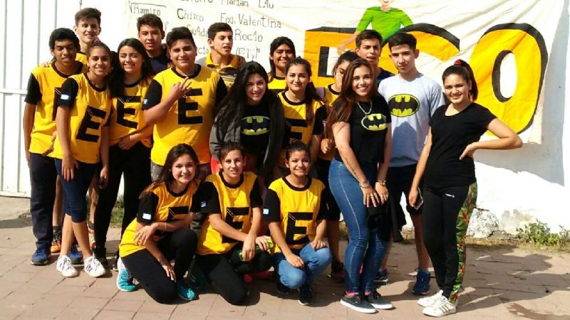 Alumnos Secundarios compiten en Desafío Juvenil 2017