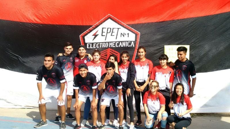 Alumnos Secundarios compiten en Desafío Juvenil 2017