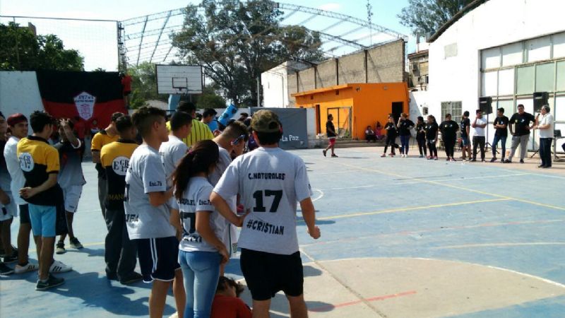 Alumnos Secundarios compiten en Desafío Juvenil 2017