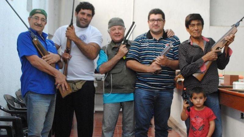 Hugo Chacón campeón del tiro entre periodistas deportivos