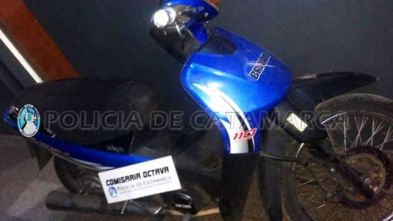 Encuentran una moto abandonada