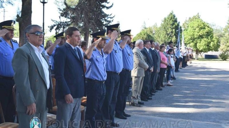 Homenaje a la promoción N° 13 de la Escuela de Cadetes