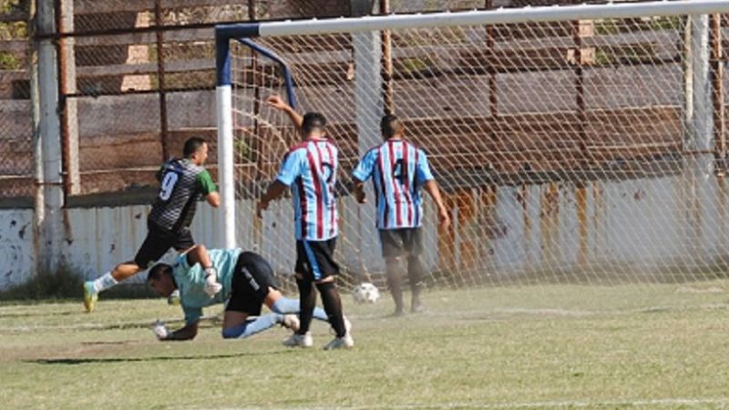 San Martín pegó primero en el “petit” ante La Estación