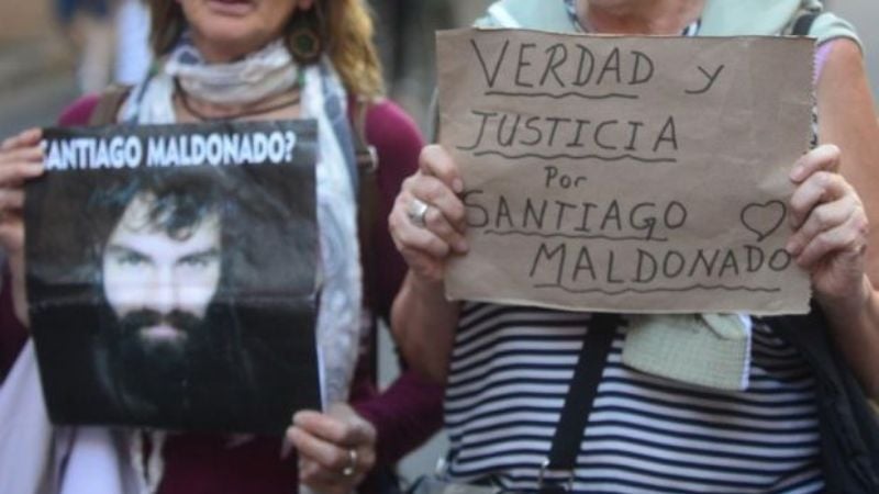 Los padres de Santiago Maldonado expresaron su dolor en una carta