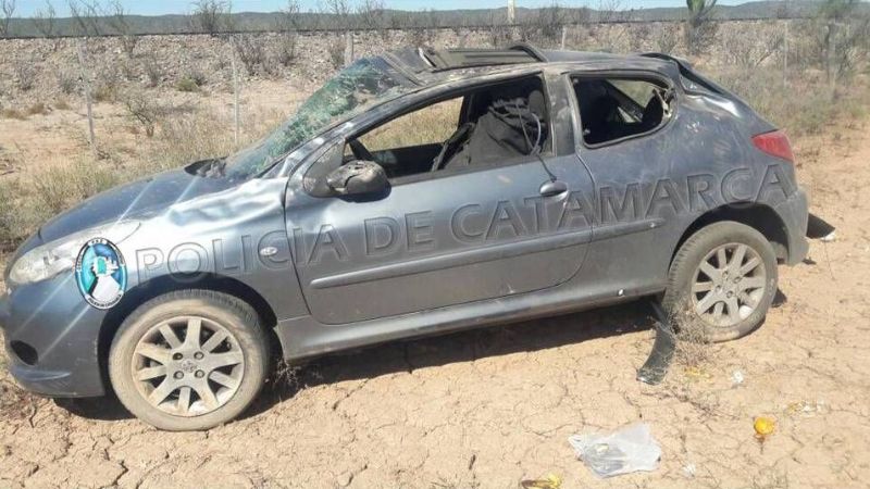 Volcó un auto en Capayán