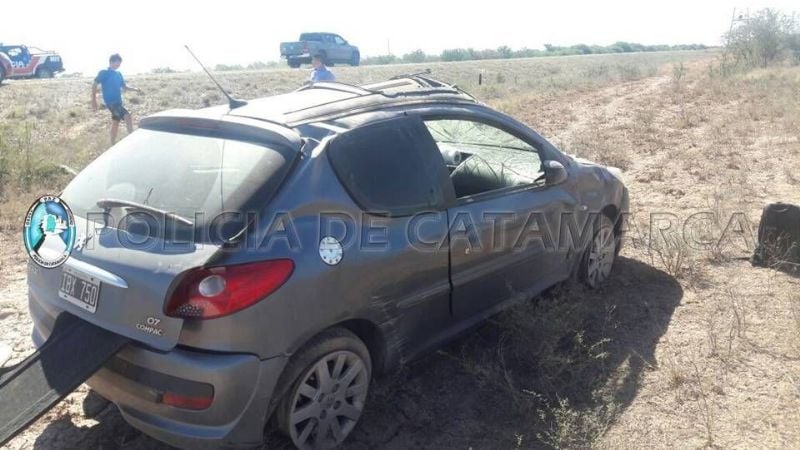 Volcó un auto en Capayán