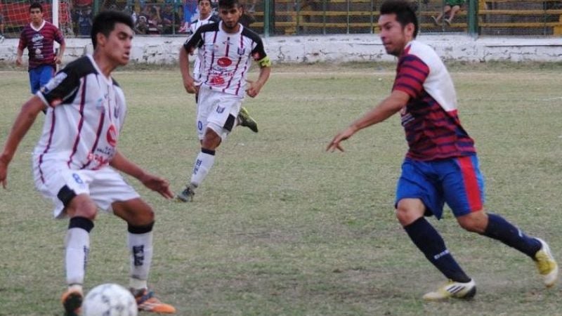 Partidazo: “Tesho” busca la cima ante el “Santo”