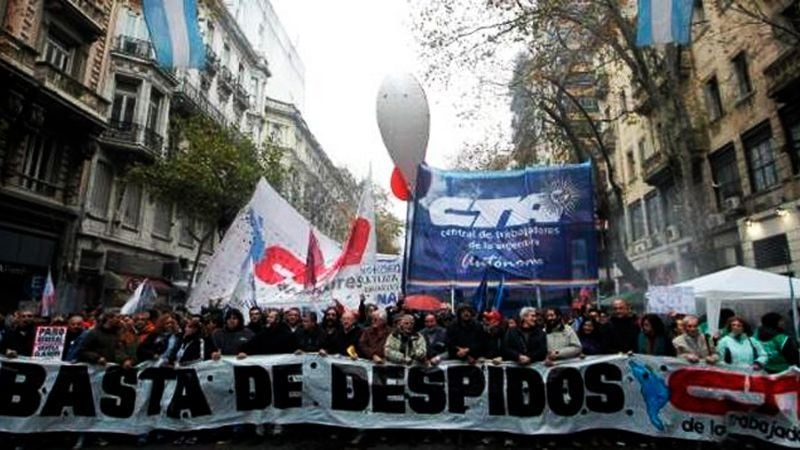 Se movilizan en contra de la reforma laboral