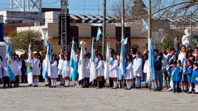 “Es un circo político”