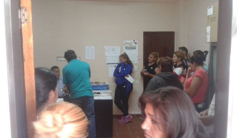 Vecinos de La Calera, reclaman en el Municipio