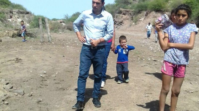 Reclamo vecinal: El juez de Faltas se trasladó con vecinos a La Calera