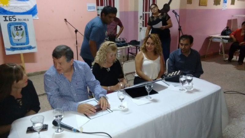 Importe firma de Convenio para Carreras de Salud