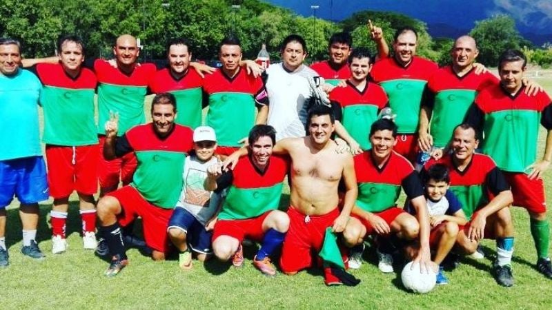 Adefca y Computación campeones de la Maxi interprofesional