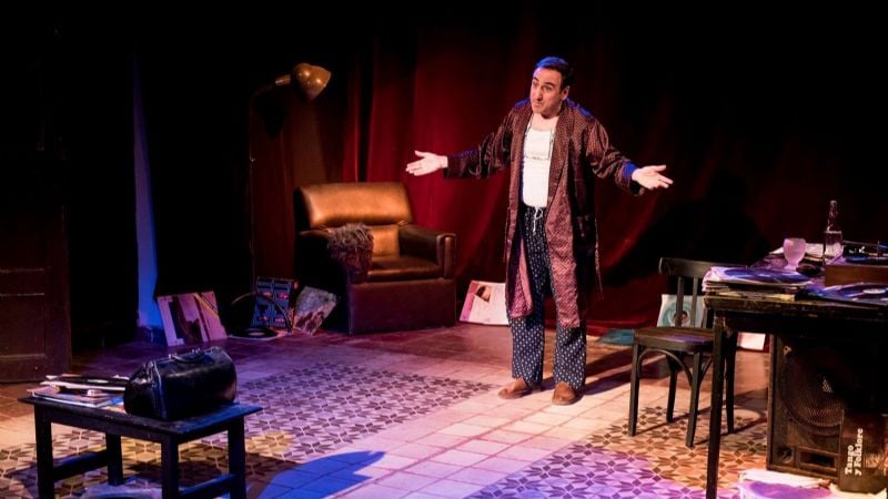 Roberto Albarenga vuelve a escena con “Puesta en Memoria”