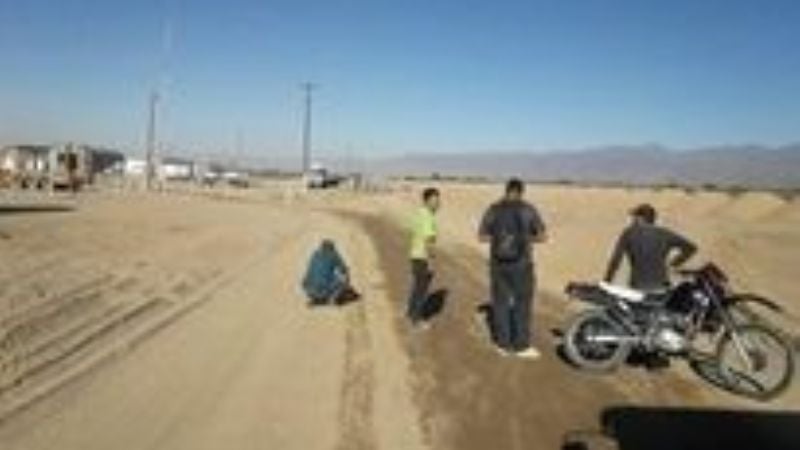 Desocupados cortaron ruta en construcción