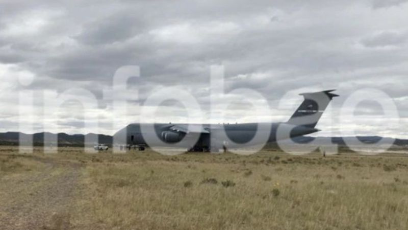 Uno de los aviones militares más grandes del mundo se sumó la búsqueda