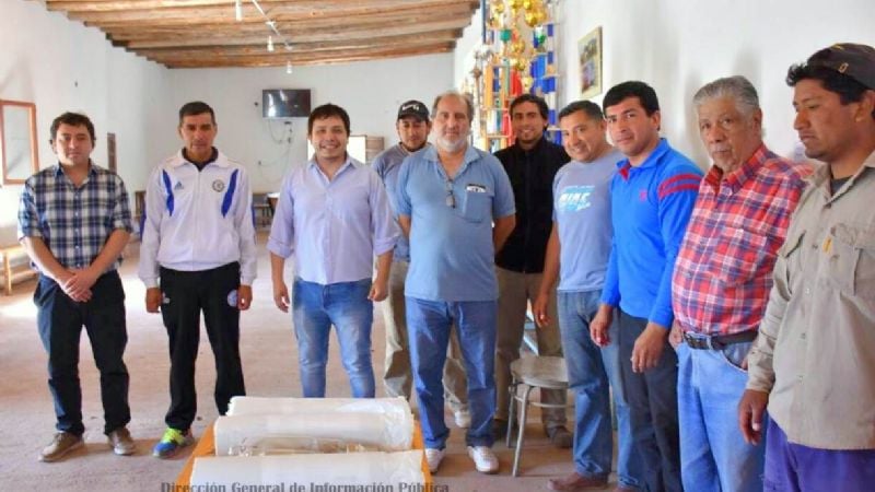 Nóblega con los vecinos de La Puntilla