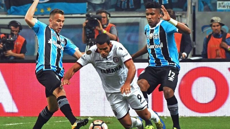 Gremio le ganó 1-0 Lanús en Porto Alegre