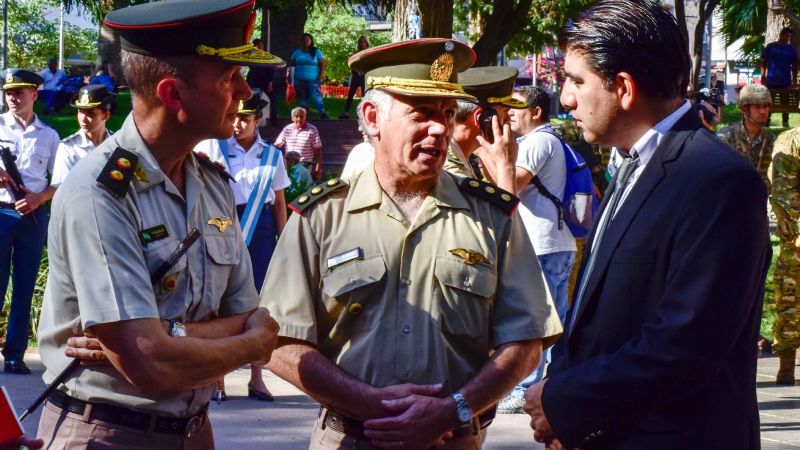 Emotivo reconocimiento del Ejército a familiares de Caídos en Malvinas
