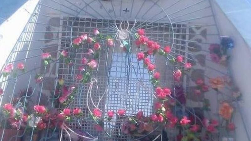 Vándalos destruyeron gruta de la virgen