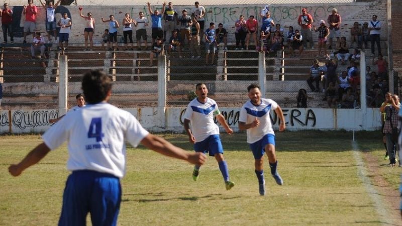 Las Pirquitas festejó primero en el “petit” del Ascenso