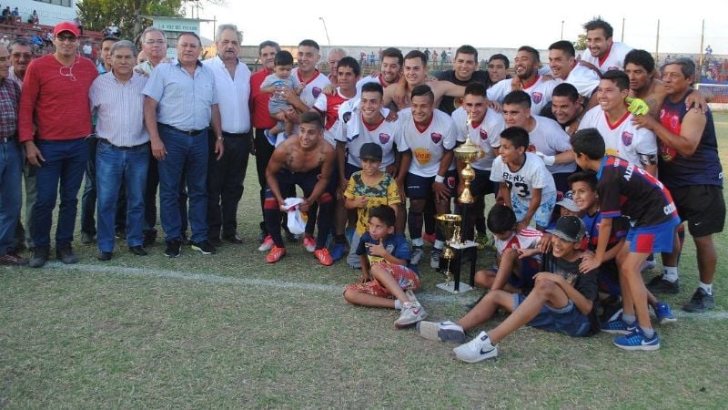 Américo Tesorieri campeón del Anual capitalino