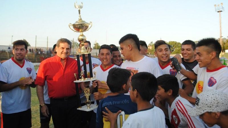 Américo Tesorieri campeón del Anual capitalino