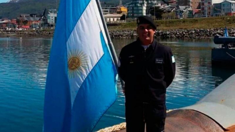 La hermana de un submarinista empezó un ayuno "hasta que aparezcan todos"