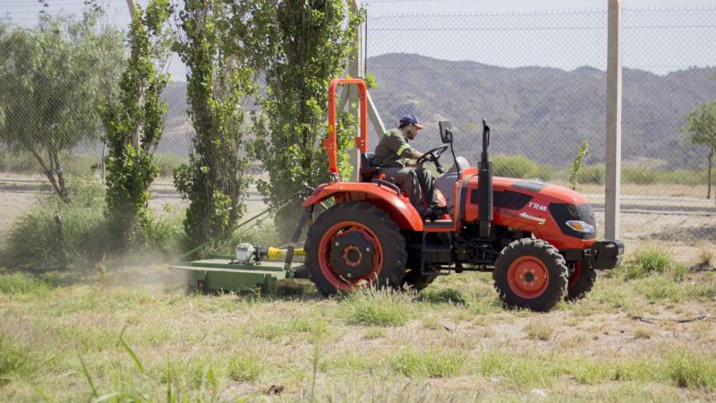 Cultura adquirió un tractor para el Predio Ferial