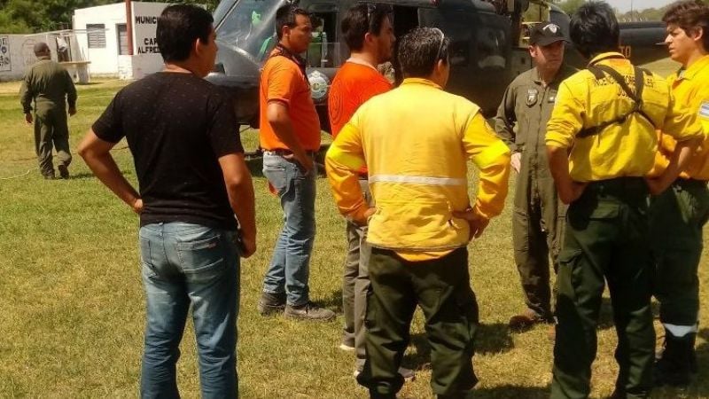 Sigue el combate contra los incendios forestales
