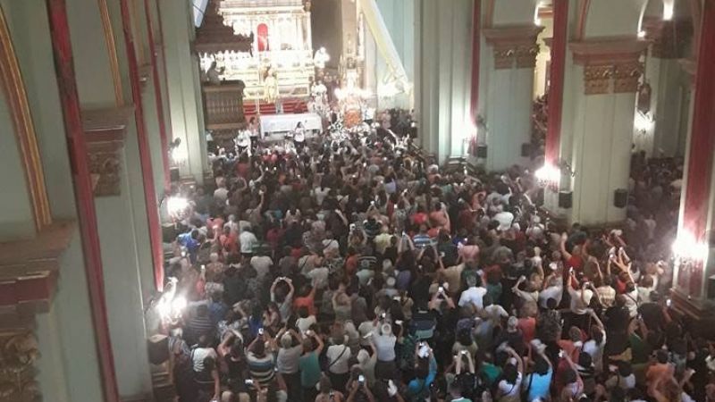 Se realizó la Bajada de la Virgen