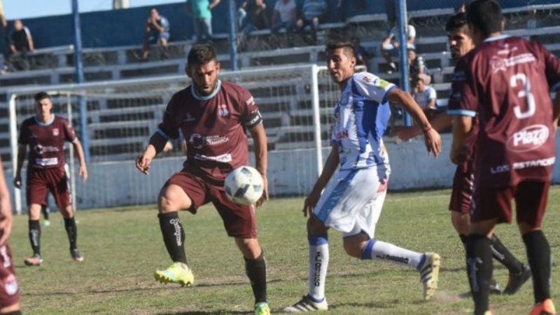 Unión Aconquija perdió y deberá jugar la Reválida